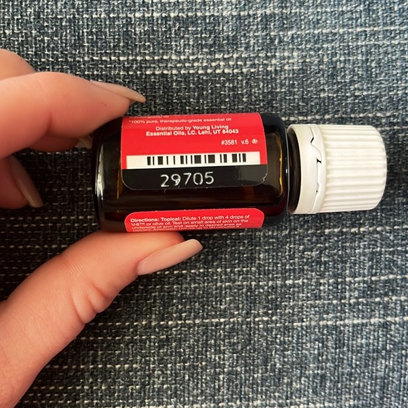 NEW Young Living Lemongrass Oil 15ml Bottle - Picture 3 of 4